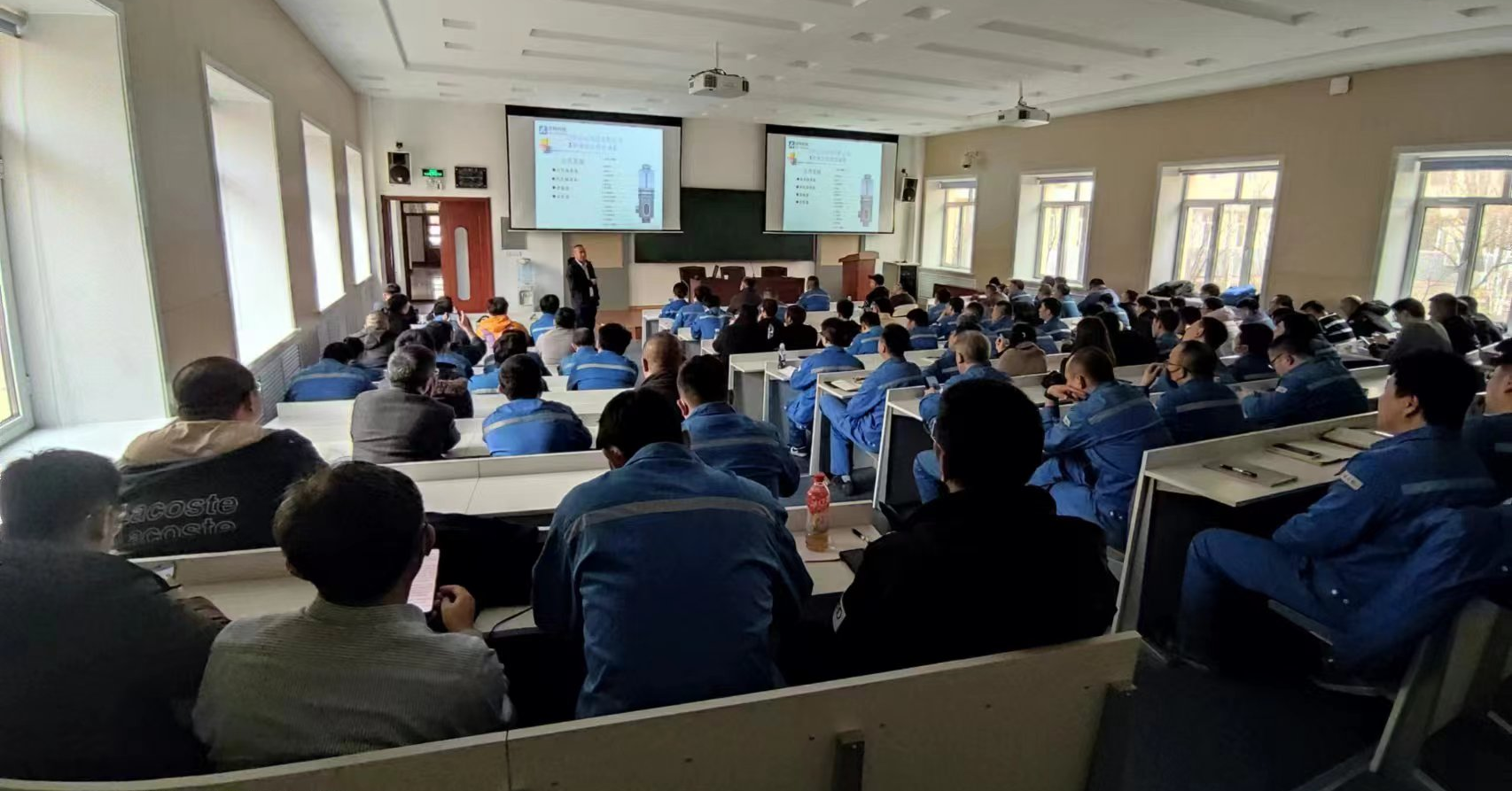 1756112248377086464.png 吉1.png